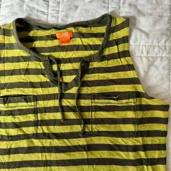 Striped green tank top by - Picture 4 of 5